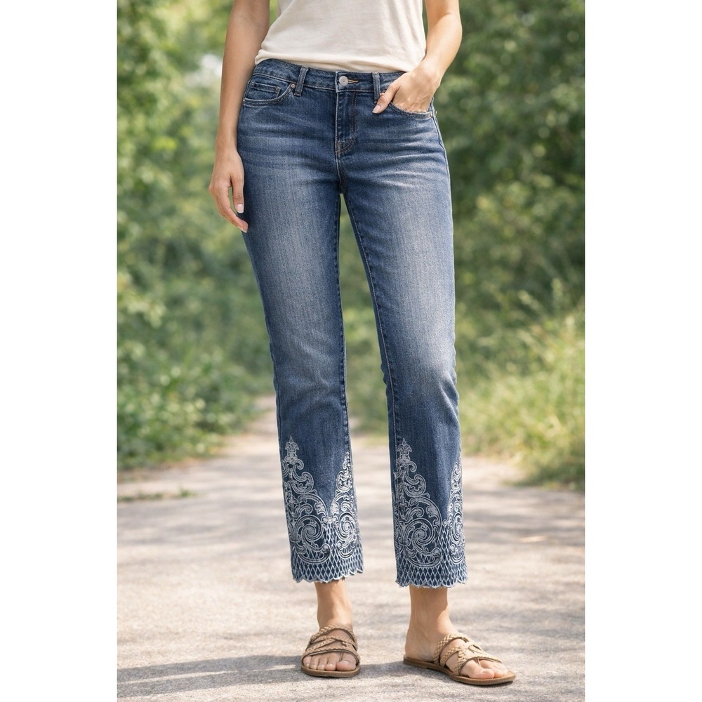 Kenzie Jeans Women's 29 Embroidered Hem Ankle Denim Boho Stretch Blue EUC